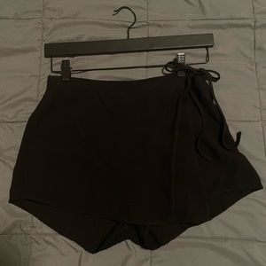 Kendall & Kylie shorts